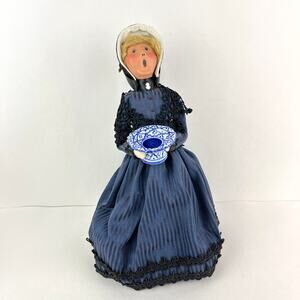 Byers Choice Ltd Victorian Woman Caroler Holding Collection Bowl